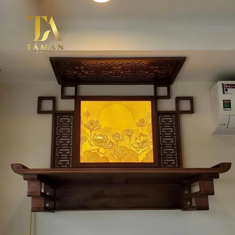 Cách Treo Tranh Bàn Thờ Tại Xưởng Tranh Tuệ Dương Chuẩn Phong Thủy image-1748277302789