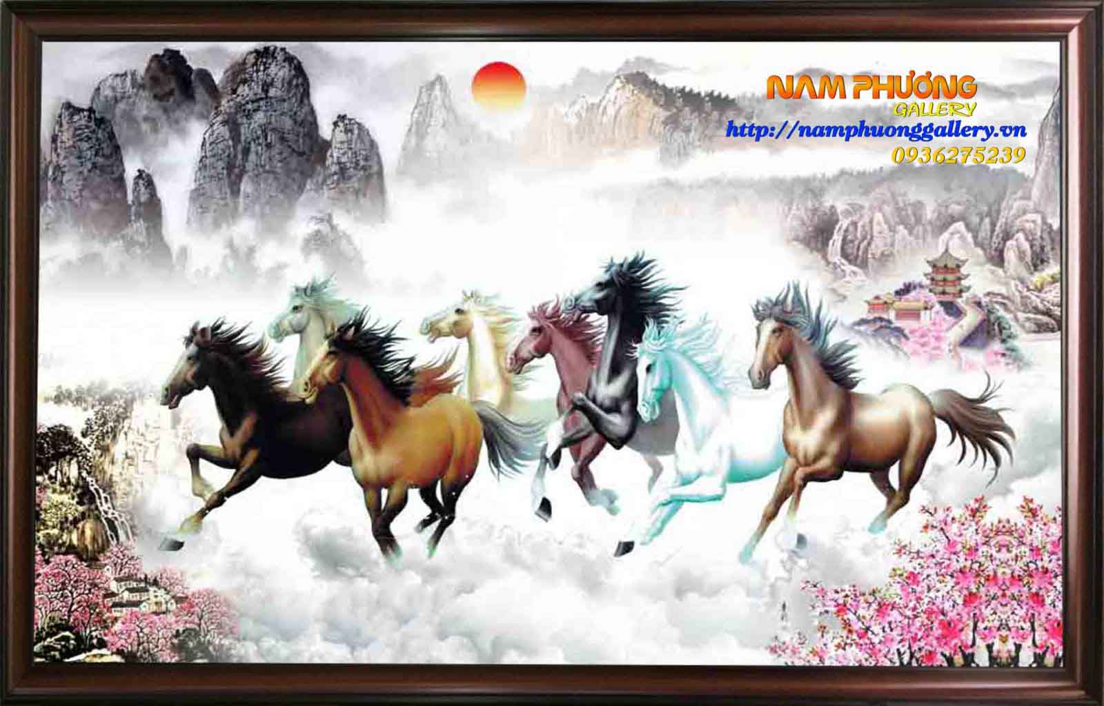Cách Treo Tranh Bát Mã Tại Xưởng Tranh Tuệ Dương Chuẩn Phong Thủy image-1748277066356