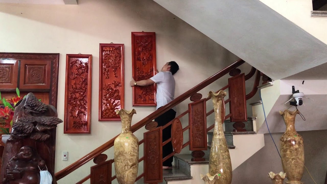 Cách Treo Tranh Tứ Quý Ở Cầu Thang Xưởng Tranh Tuệ Dương Chuẩn Phong Thủy image-1748276643749