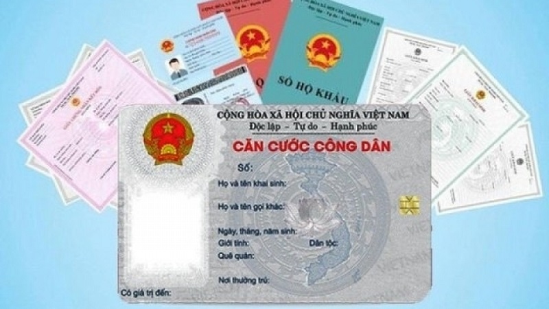 Cần Xuất Trình Giấy Tờ Gì Khi Làm Thủ Tục? Vietjet Net Giải Đáp image-1753114861292