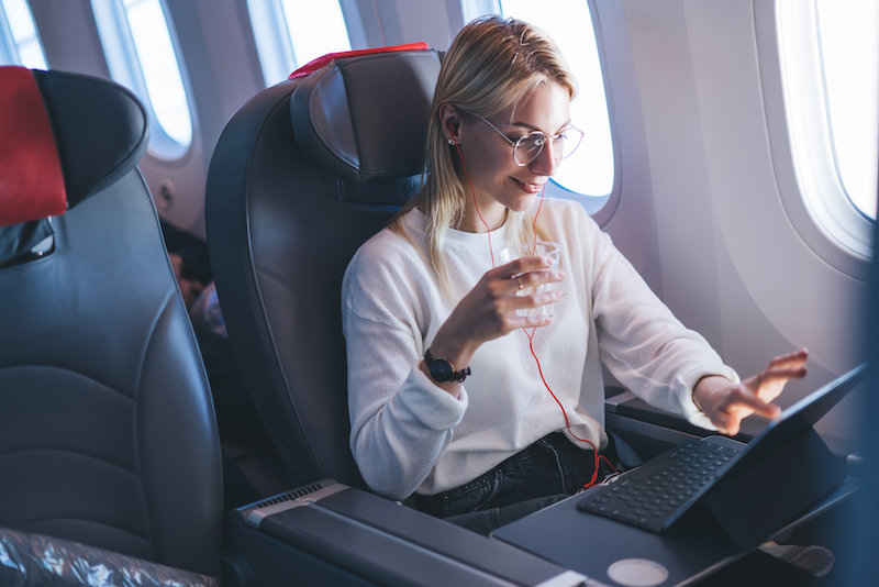 Mang Laptop Có Bị Kiểm Tra Riêng Không? Vietjet Net Giải Đáp image-1753113441360