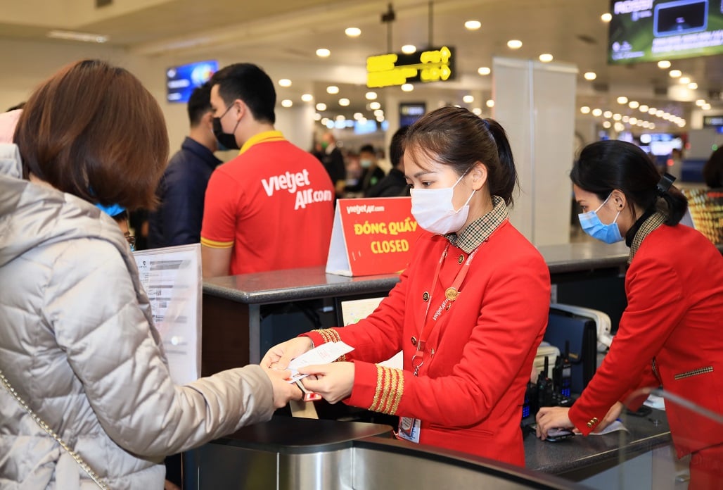 Phụ Nữ Mang Thai Có Được Đi Máy Bay Không? Vietjet Net Giải Đáp image-1753114052120